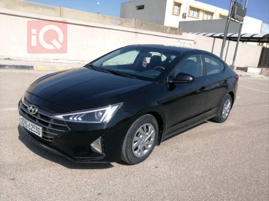 هیوندای ئەلەنترا